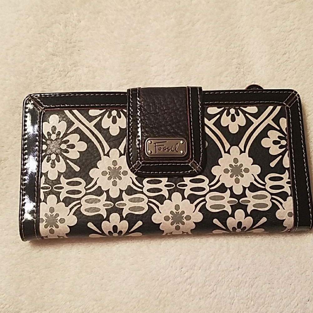 Fossil Wallet